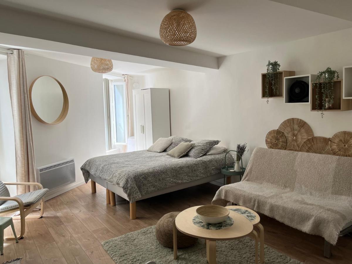 Studio Hyeres -Rue Pietonne Climatisation Lit 160 Tout Equipe - Sabrina ภายนอก รูปภาพ